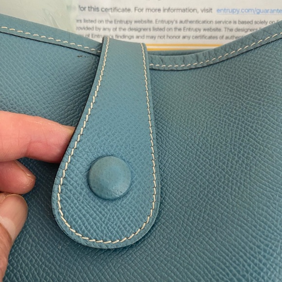 Hemes Evelyn 1 GM in Blue Jean Courchevel 12”x12”x4” Gold hardware - Picture 5 of 10